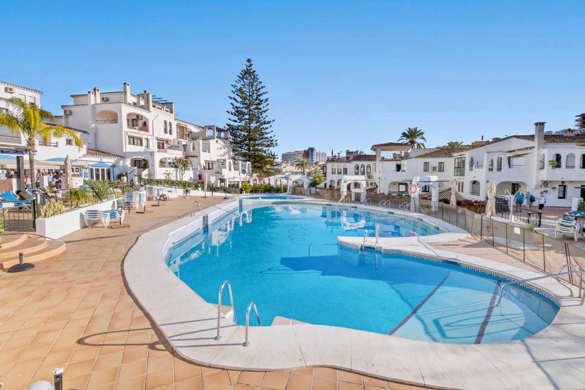 Pueblo Evita Holiday Benalmádena Esterno foto