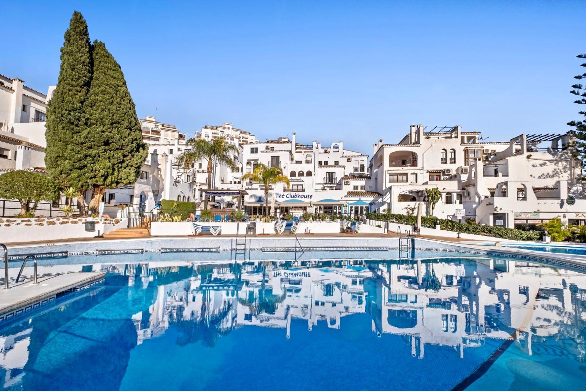 Pueblo Evita Holiday Benalmádena Esterno foto